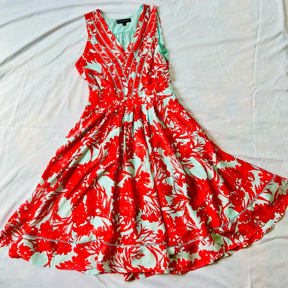 Banana Republic dress, worn once to wedding, size 4